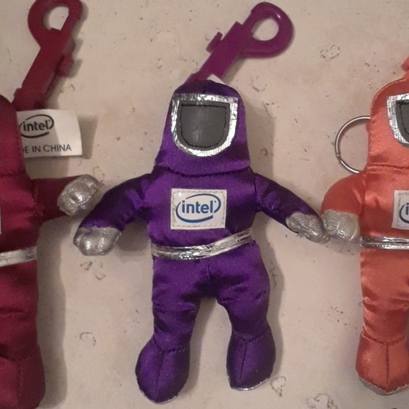 Intel Computer y2k Space Man Astronaut Keychains - Picture 3 of 5
